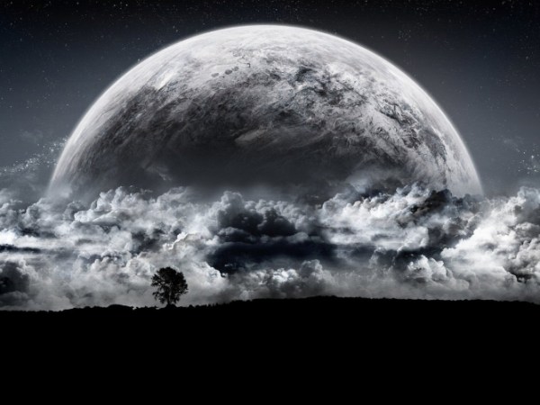 What Colour is the&nbsp;Moon?