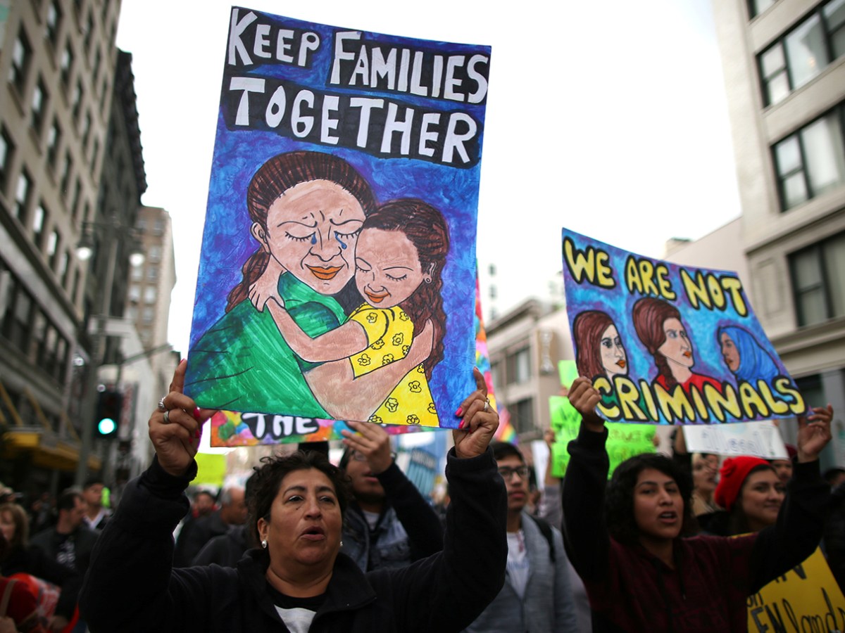 Should the world open all borders to&nbsp;immigration?