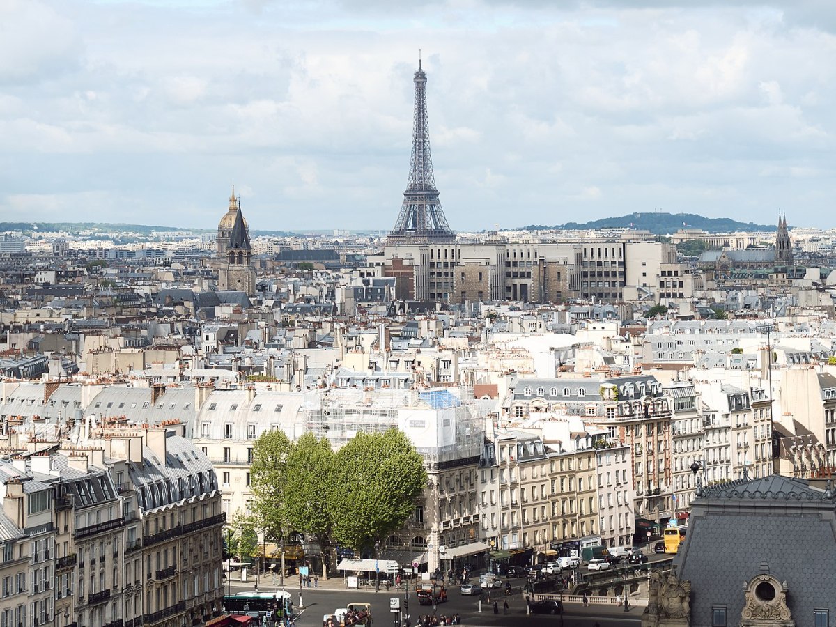 Beyond the Périphérique : Examining the failures of the built environment in the downfall of the Parisian&nbsp;suburbs